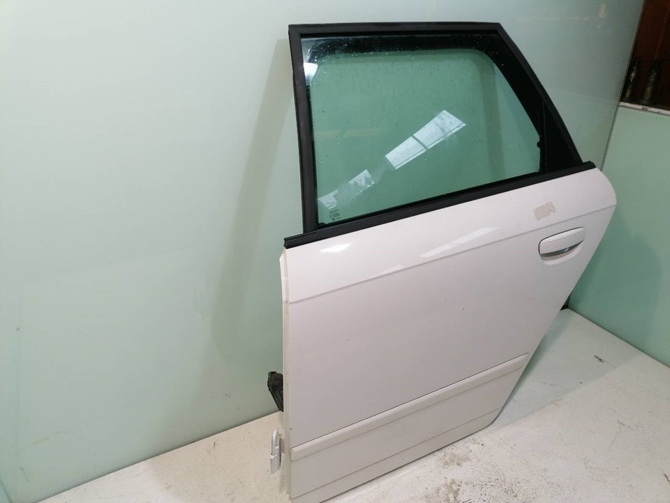 SEAT Exeo 1 generation (2009-2012) Galinės kairės durys 3R0833051 25069331