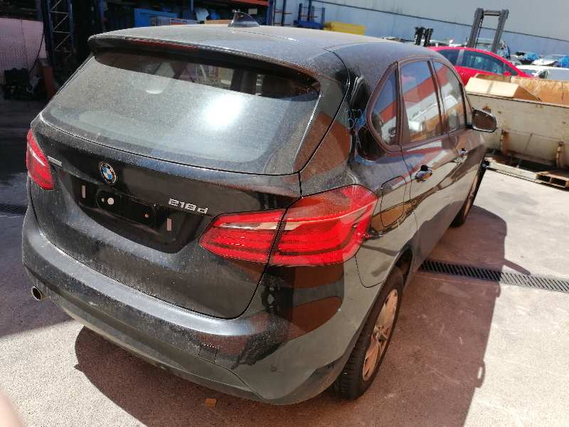 BMW 2 Series Active Tourer F45 (2014-2018) Höger främre dörr 41517294230 25067550