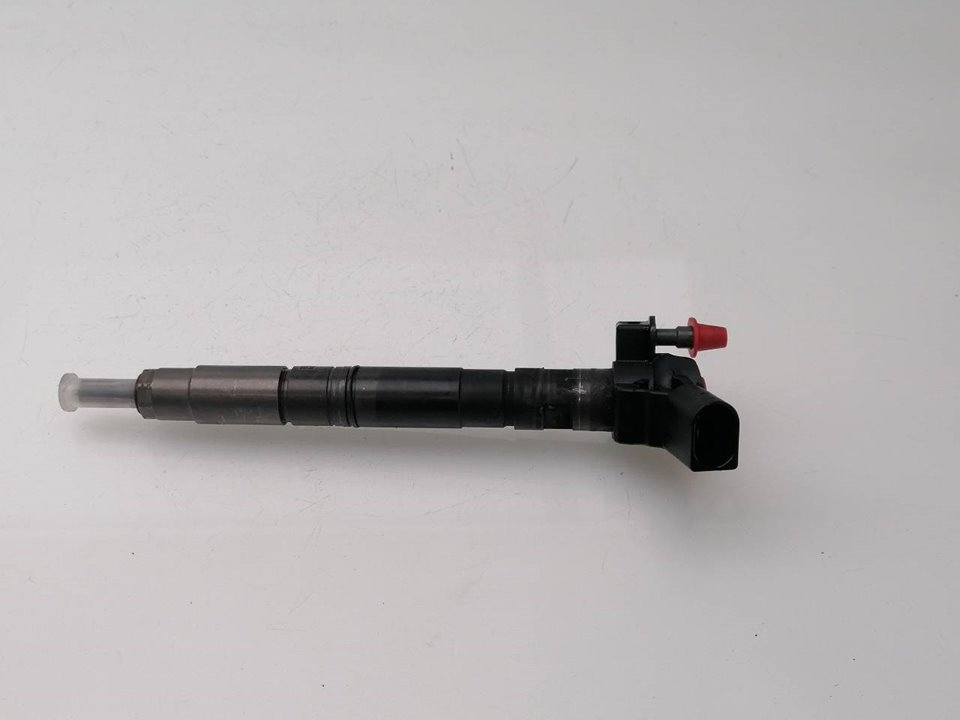 VOLKSWAGEN Passat B6 (2005-2010) Fuel Injector 03L130277 22611030