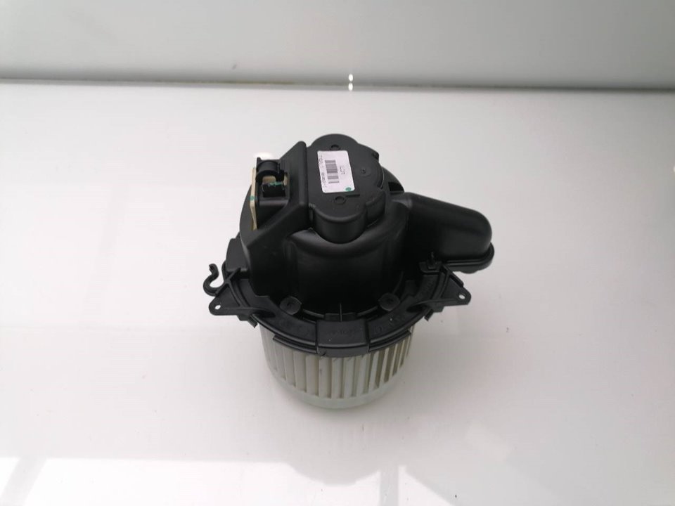 DACIA Sandero 2 generation (2013-2020) Нагревательный вентиляторный моторчик салона 5P3730100 22614026