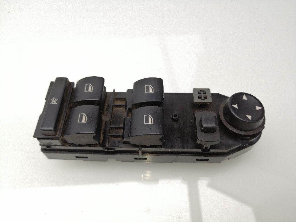 BMW 5 Series E60/E61 (2003-2010) Front Left Door Window Switch 6943241,373201SW 19178502