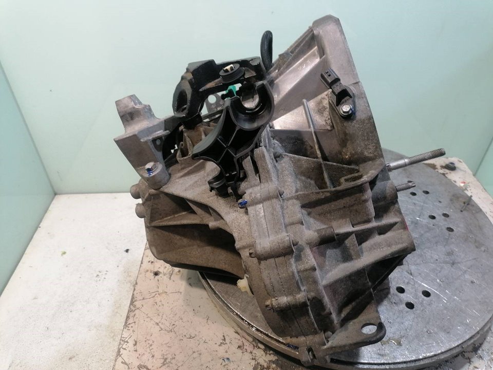 RENAULT Scenic 3 generation (2009-2015) Gearkasse TL4A027 21542189