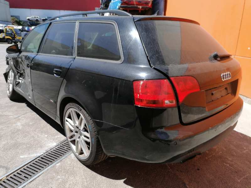 AUDI A4 B7/8E (2004-2008) Højre bagdør 8E0833052J 19096900