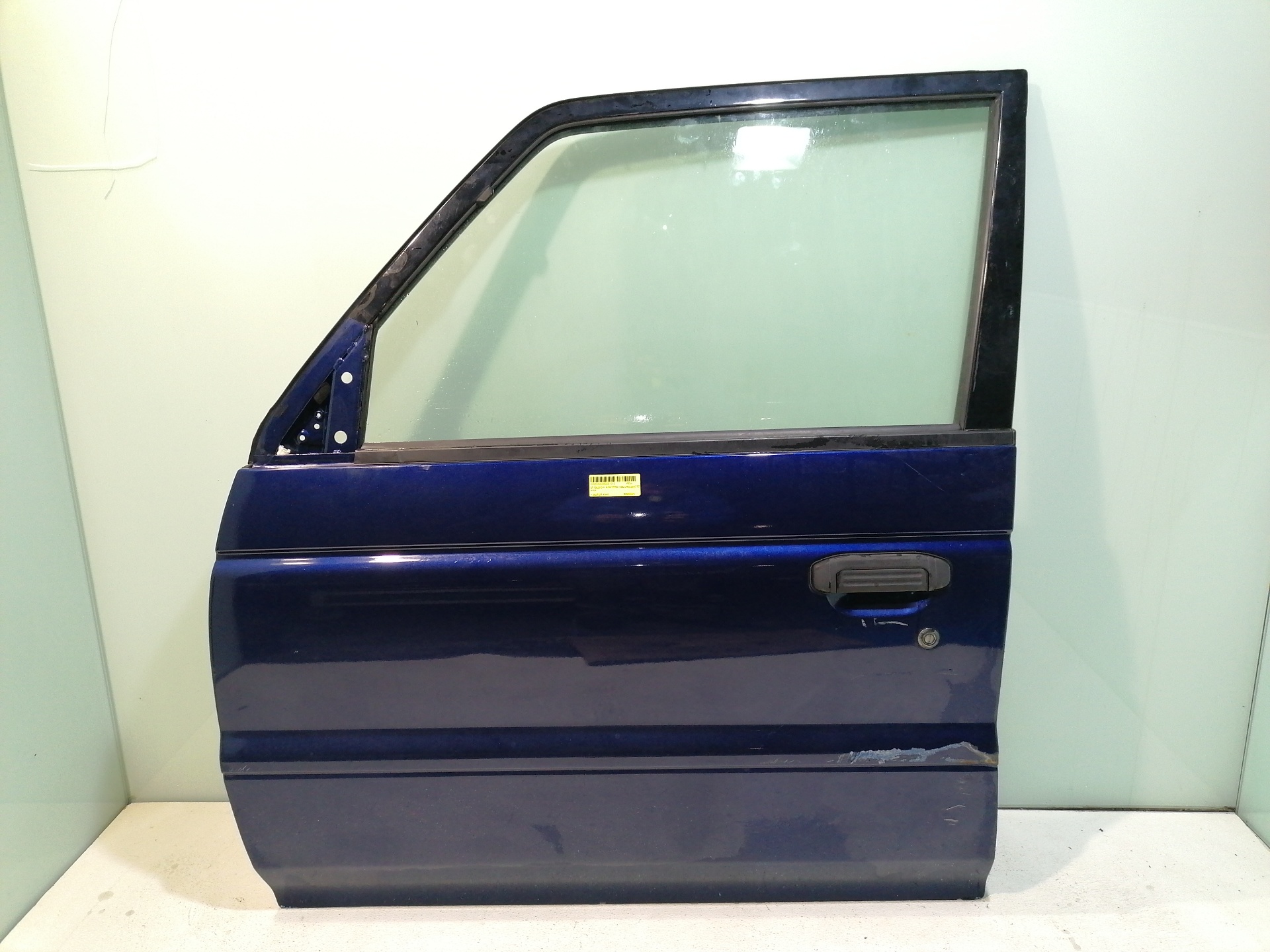 MITSUBISHI Pajero 2 generation (1991-1999) Predné ľavé dvere 25067443