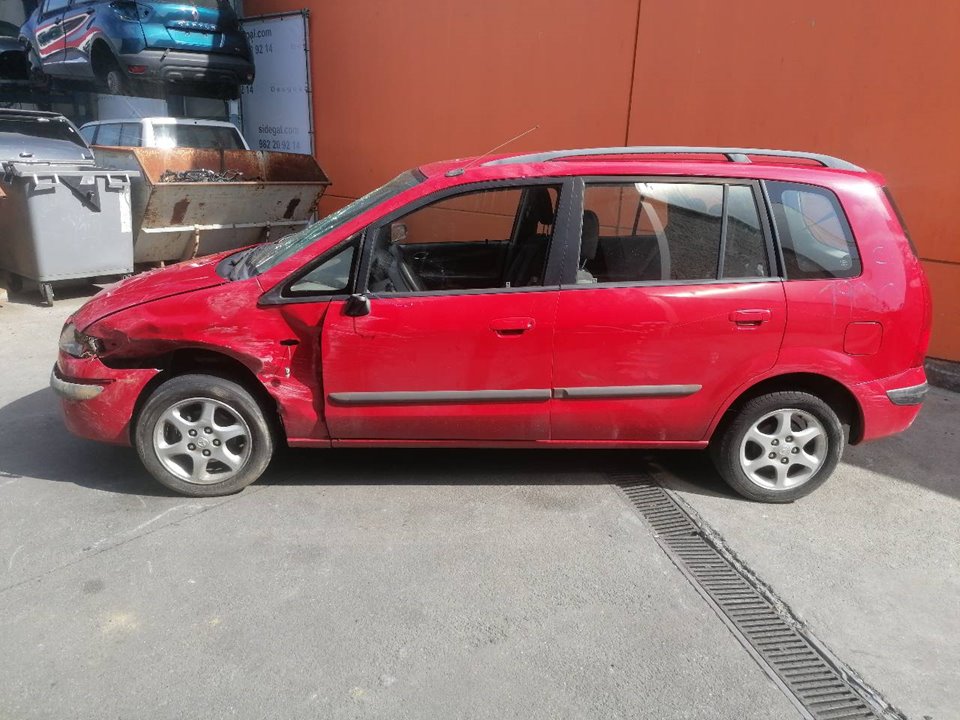 MAZDA Premacy CP (1999-2005) Решетка радиатора C10050712 21717061