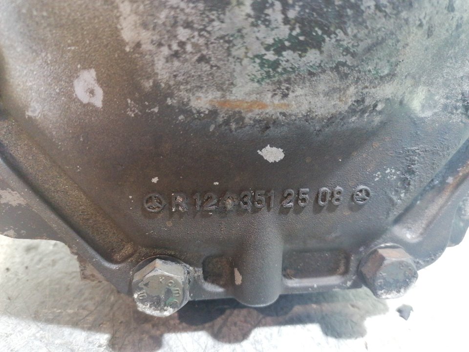 MERCEDES-BENZ Bakre differential R1243512508 25069752