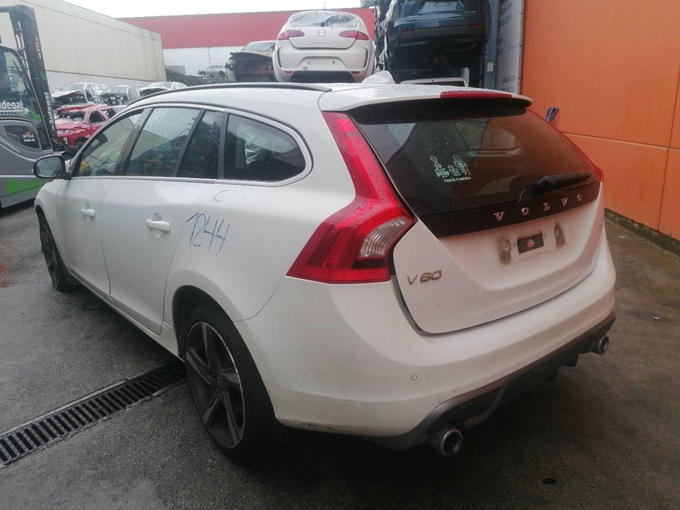 VOLVO V60 1 generation (2010-2020) Accoudoir 3982248939819457 25068908