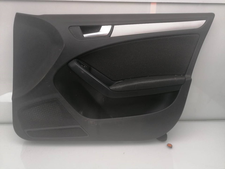 AUDI A4 B8/8K (2011-2016) Pravý predný dverový panel 8K0867104D 25068510