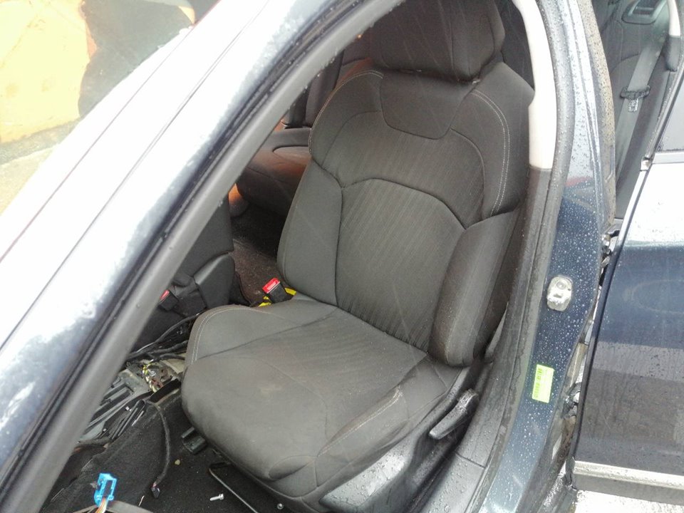 CITROËN C5 2 generation (2008-2017) Front Left Seat 25069970