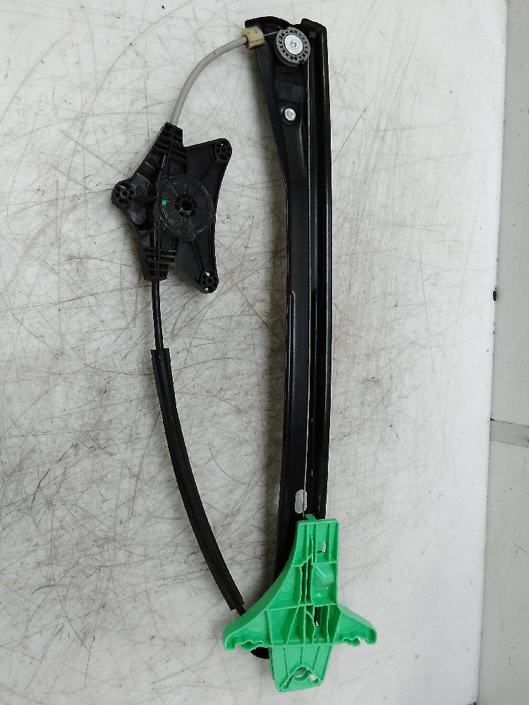 VOLKSWAGEN Tiguan 1 generation (2007-2017) Regulator de geam ușă dreapta spate Sinreferencia 27383658