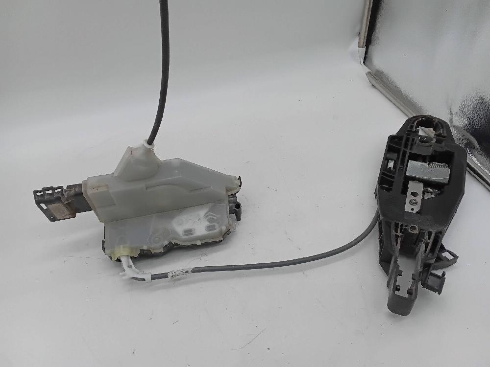 Cerradura puerta trasera izquierda 16943628 de Peugeot 3008 suv (mc_, mr_, mj_, m4_) 2016-0 con 111000 km