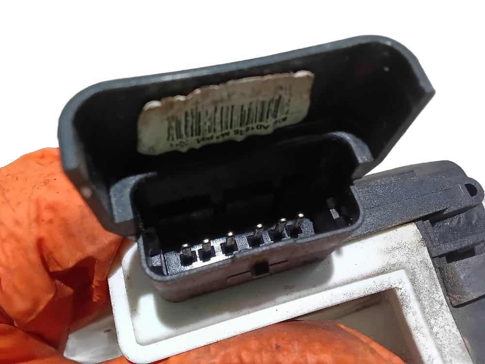 Cerradura puerta delantera derecha 732290 de Peugeot Captiva (c100, c140) 2006-0 con 184663 km - pieza usada