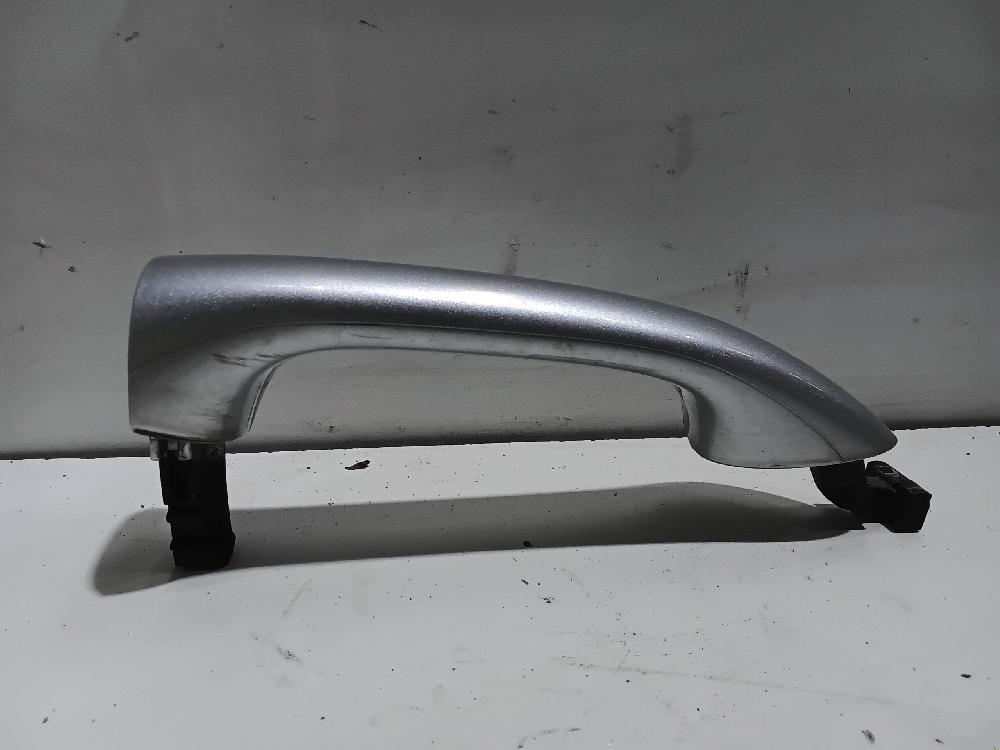 Maneta exterior delantera derecha 1647600670 de Mercedes-benz Clase m (w164) 2005-2009 con 301447 km - pieza usada
