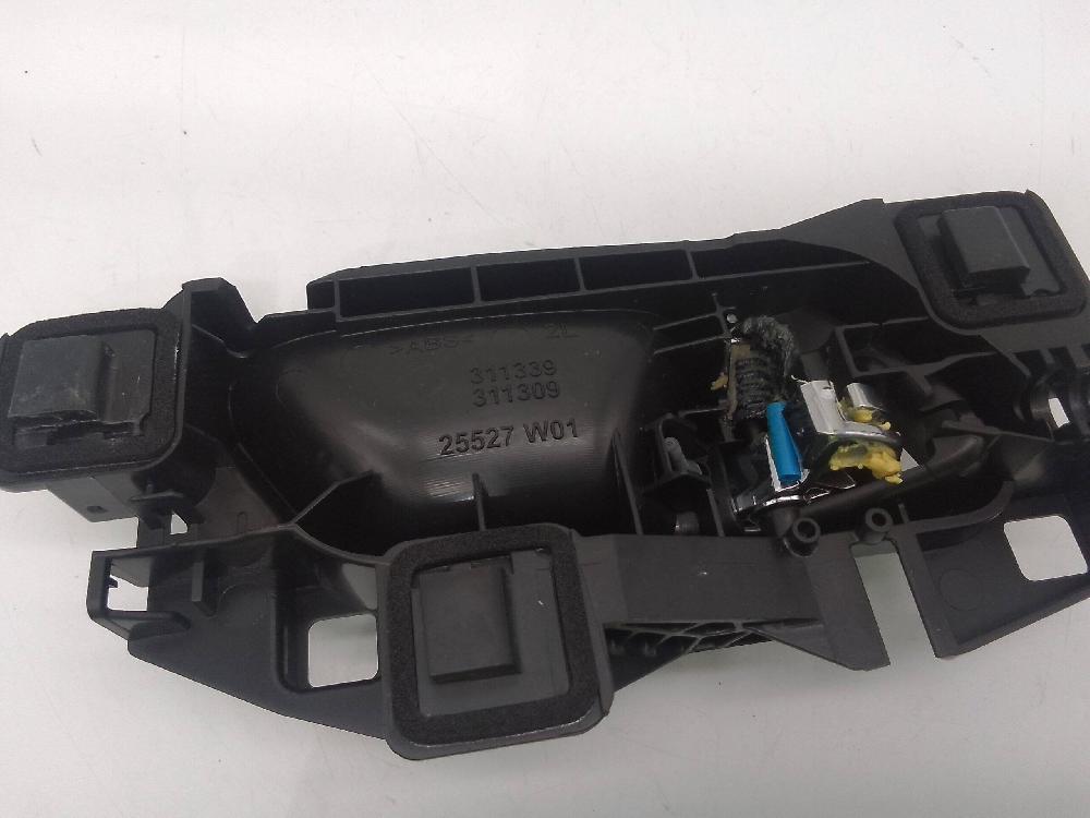 Puxador interior traseiro esquerdo 98201553W de Peugeot 3008 suv (mc_, mr_, mj_, m4_) 2016-0 con 103500 km - pieza usada