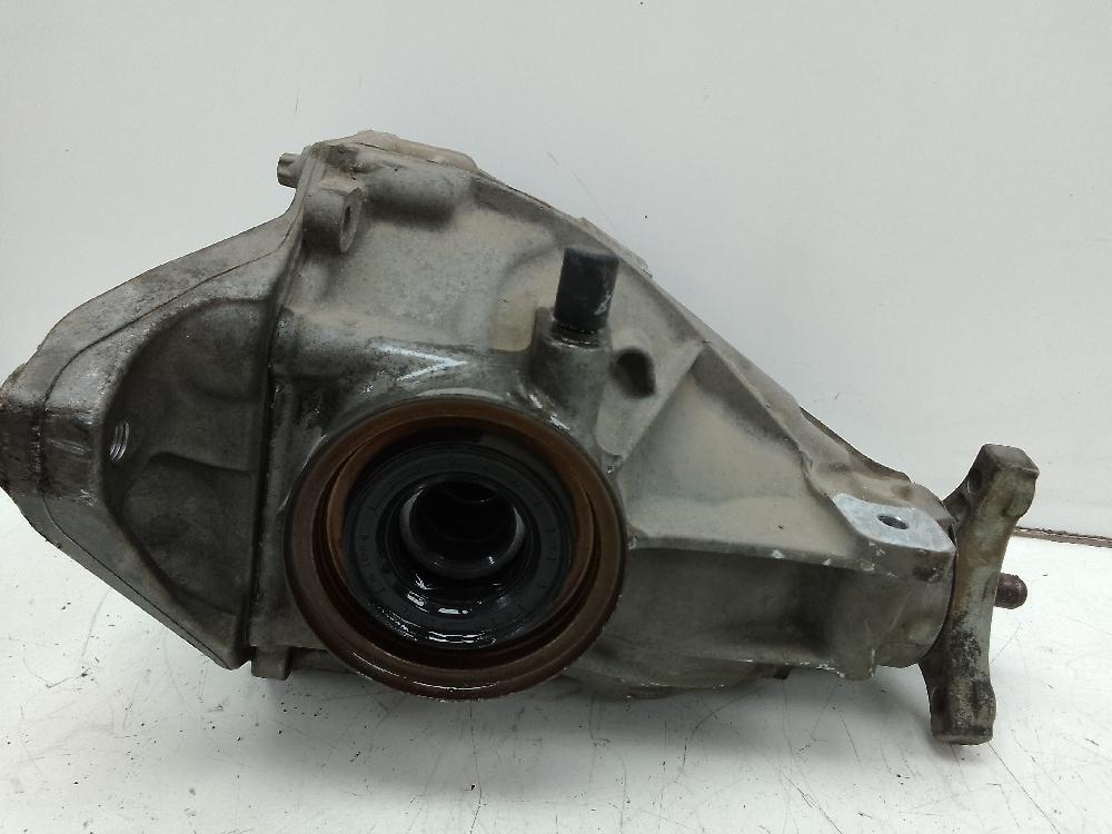 MERCEDES-BENZ C-Class W205/S205/C205 (2014-2023) Galinis reduktorius 2053505200 25689467