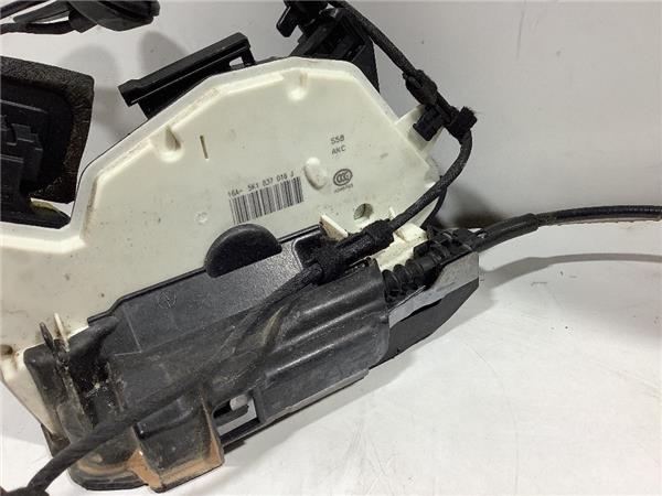 SEAT Leon 3 generation (2012-2020) Front Right Door Lock 5k1837016j 24403281