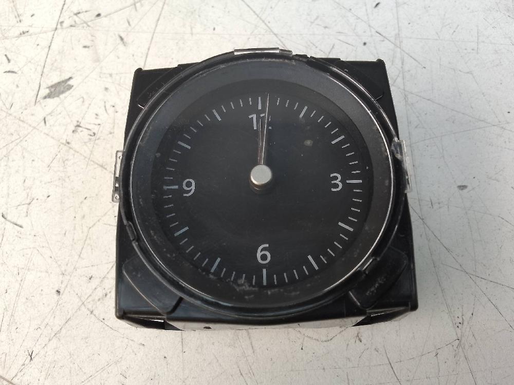 VOLKSWAGEN Passat CC 1 generation (2008-2017) Interior Clock 3G0919204 27385760