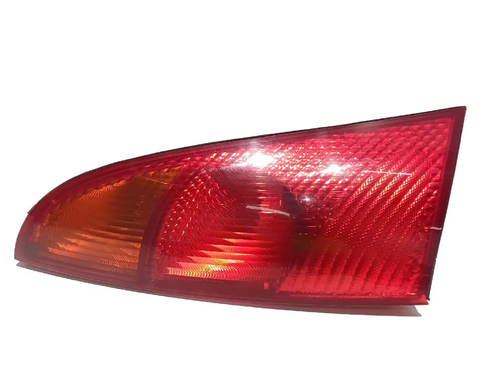 Fanale posteriore sinistro 1214223 de Ford Focus i (daw, dbw) 1998-2004 con 247556 km