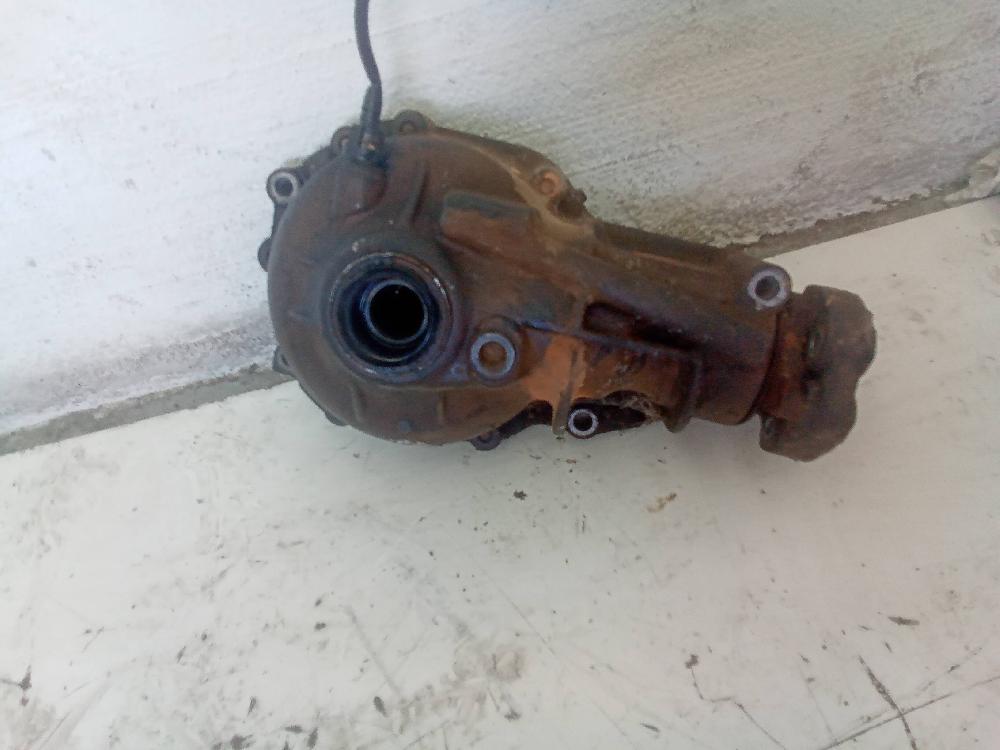 BMW X5 E70 (2006-2013) Front Transfer Case 2004249 25687996