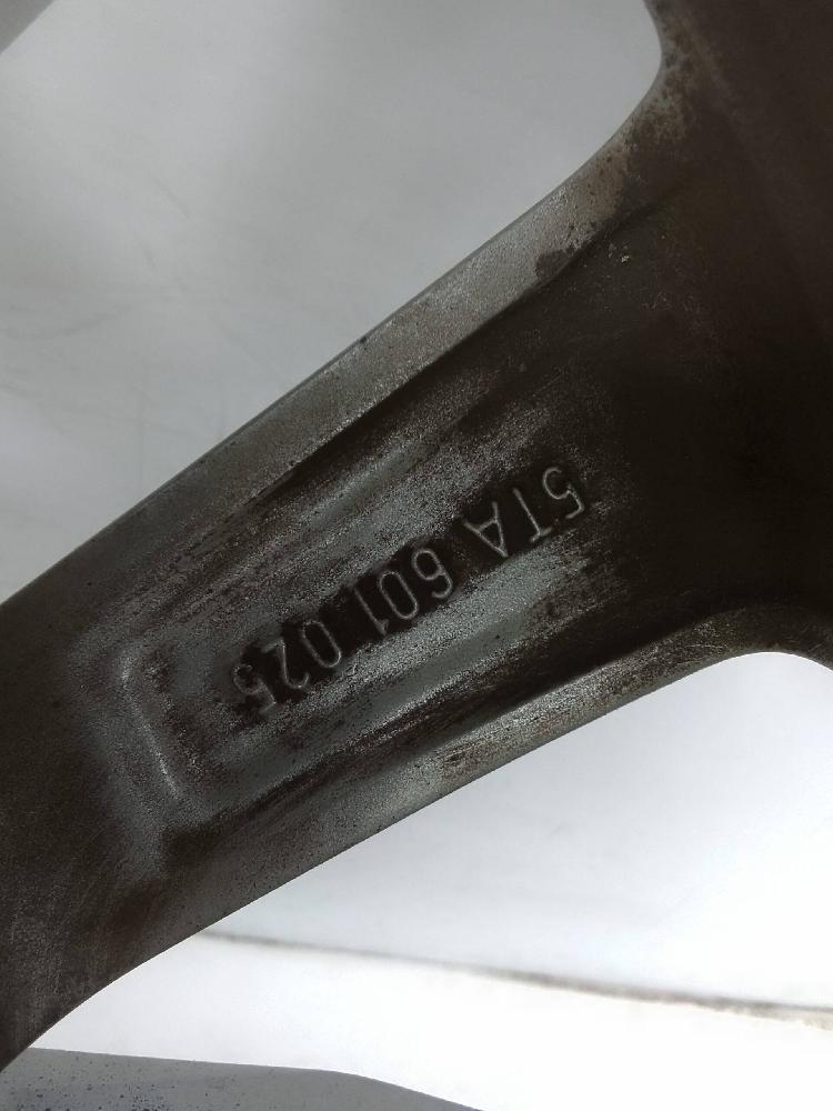 5ta601025 de Volkswagen Touran (1t1, 1t2) 2003-2010 con 103500 km - pieza usada