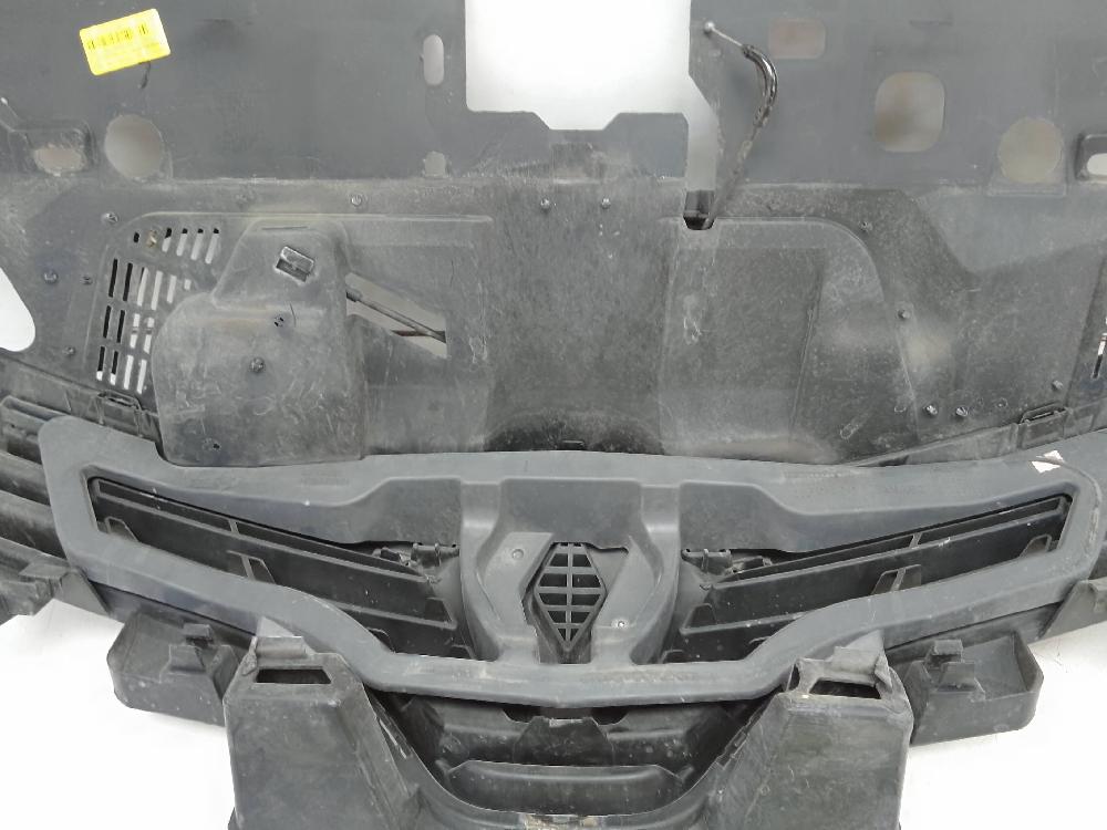 RENAULT Clio 4 generation (2012-2020) Решетка радиатора Sinreferencia 27385592