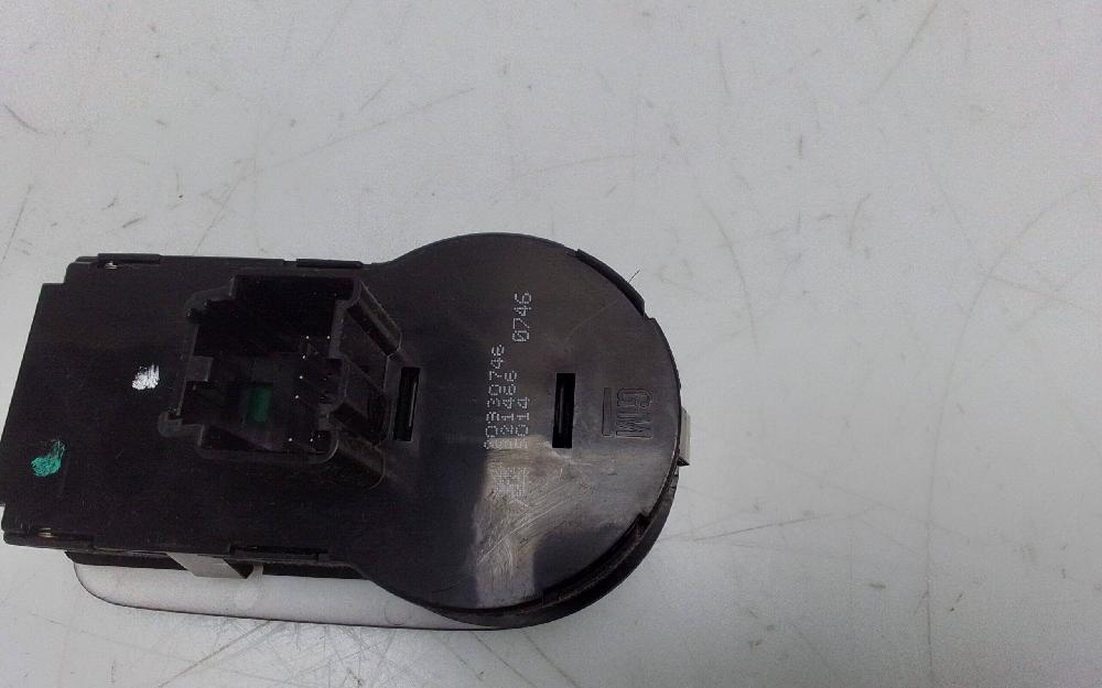 Mando luces 20930746 de Opel Zafira c tourer (09.2011->) 2011-0 con 124500 km - pieza usada