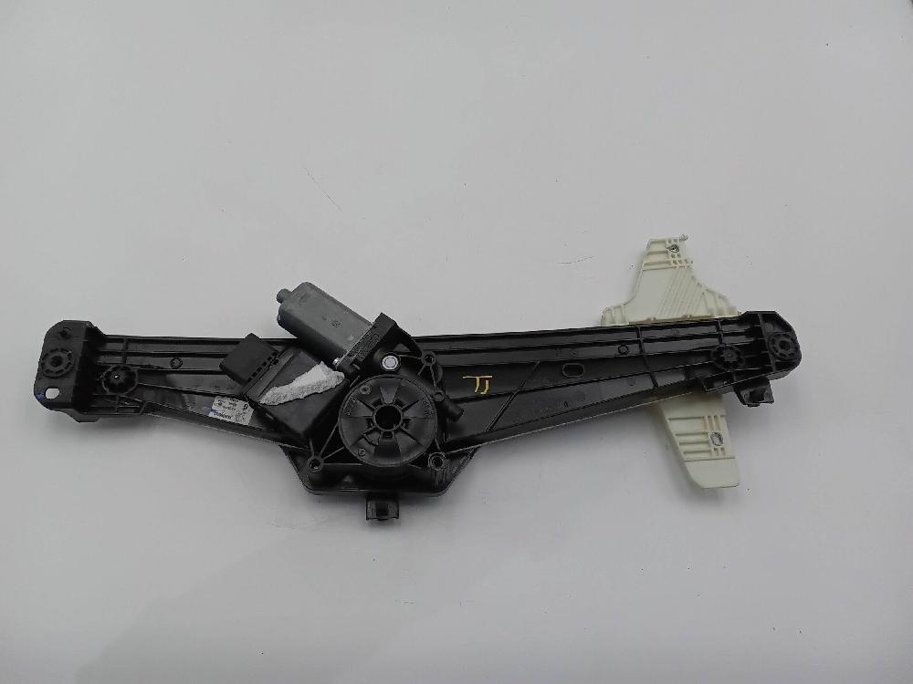 Alzacristalli posteriore sinistro 9830389080 de Peugeot 3008 suv (mc_, mr_, mj_, m4_) 2016-0 con 103500 km - pieza usada
