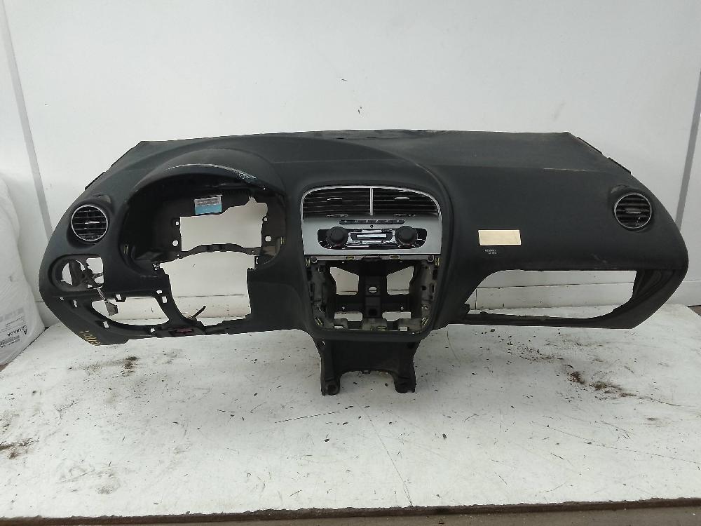 SEAT Leon 2 generation (2005-2012) Dashboard 27385405