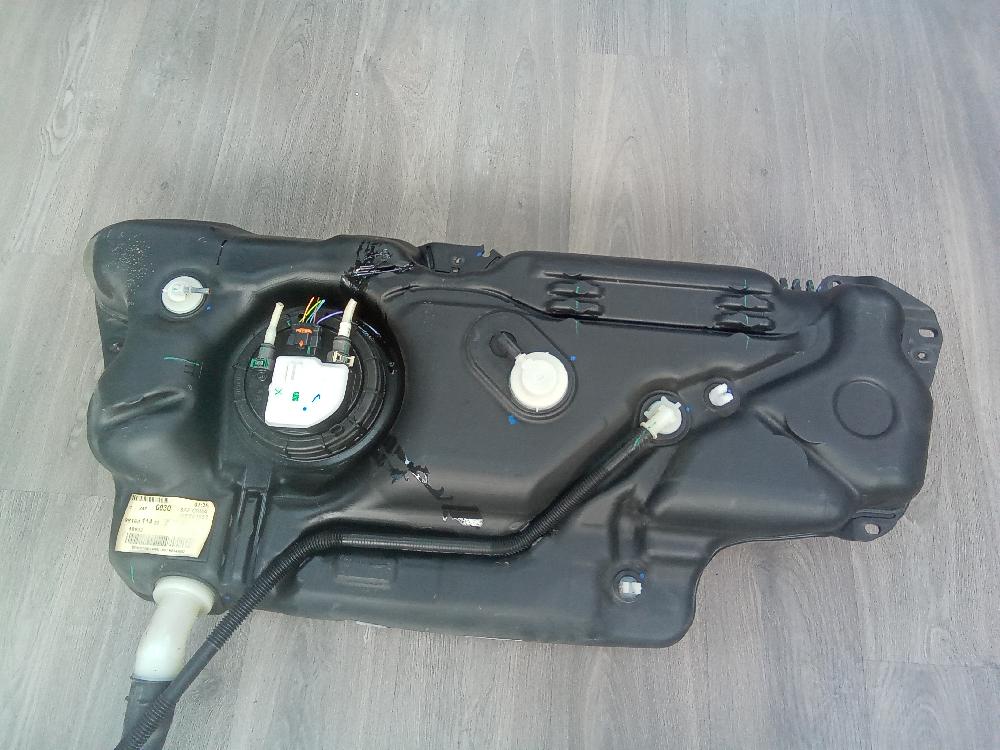 BMW 1 Series F20/F21 (2011-2020) Brændstoftank 9816311480 24388363