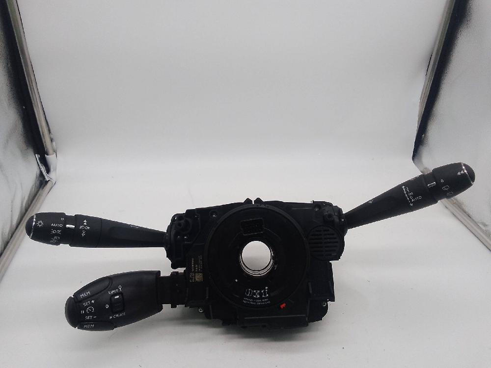 Airbagring und lichtsteuerung 98312546ZD de Peugeot 3008 suv (mc_, mr_, mj_, m4_) 2016-0 con 103500 km - pieza usada