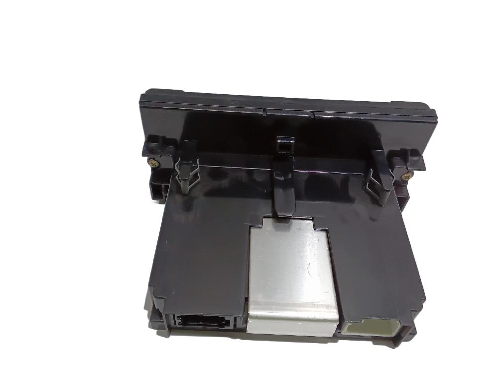 Écran multifunction 31268055 de Volvo C30 (533) 2006-2012 con 430774 km - pieza usada