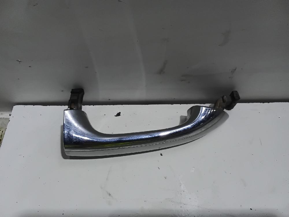 Maneta exterior delantera derecha 1647600670 de Mercedes-benz Clase m (w164) 2005-2009 con 301447 km - pieza usada