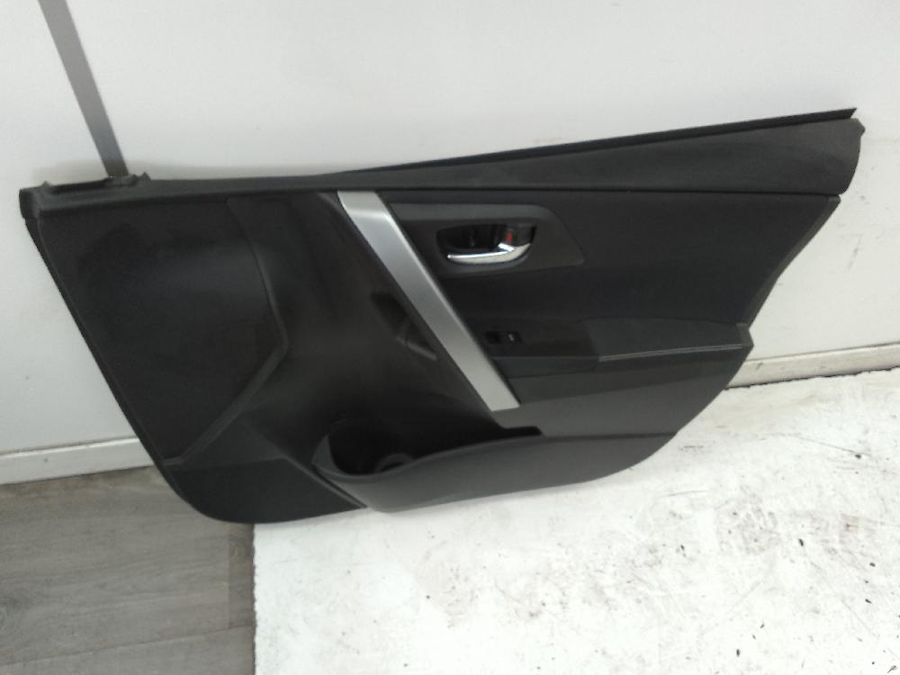 TOYOTA Auris 2 generation (2012-2015) Jobb első ajtó panelje 27383921