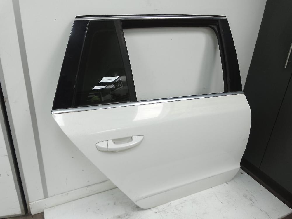 Tür hinten rechts de Skoda Superb ii station wagon (3t5) 2010-0 - pieza usada