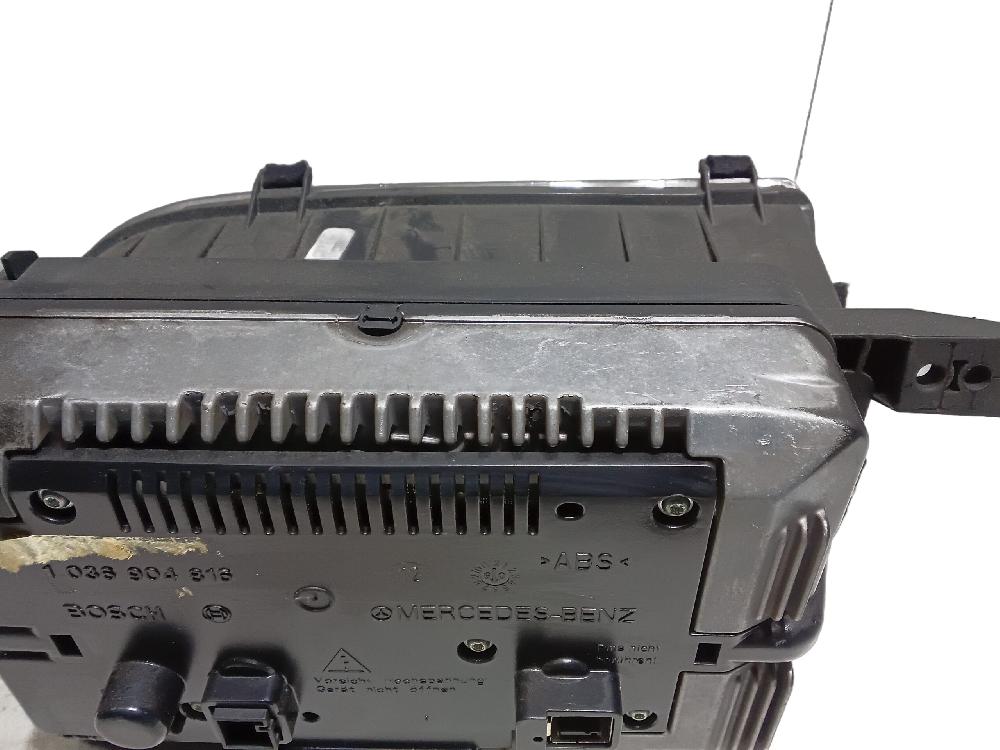 Quadro de instrumentos 1036904816 de Mercedes-benz Clase s (w221, v221) 2005-0 con 106500 km - pieza usada