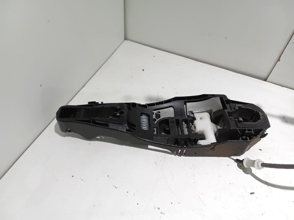 Serrure avant droit 16942678 de Peugeot 5008 ii (mc_, mj_, mr_, m4_) 2018-0 con 165224 km - pieza usada