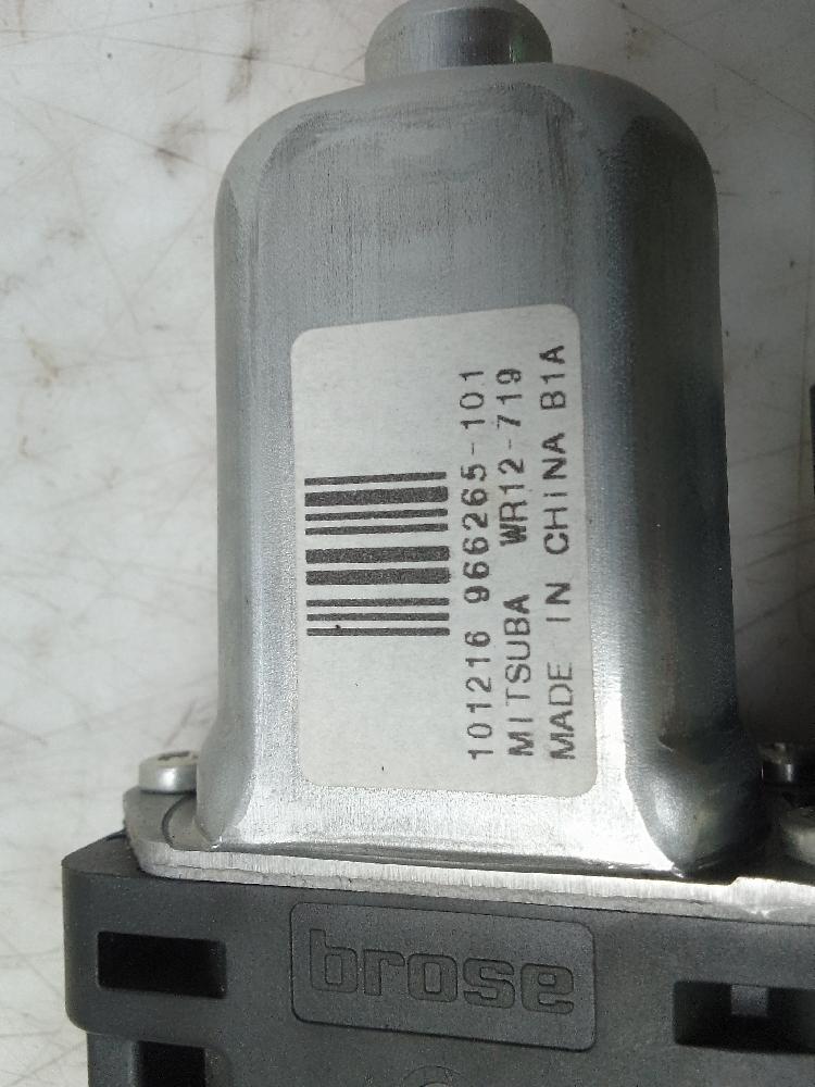 VOLVO XC60 1 generation (2008-2017) Rear Left Door Window Control Motor 966265101 25688464