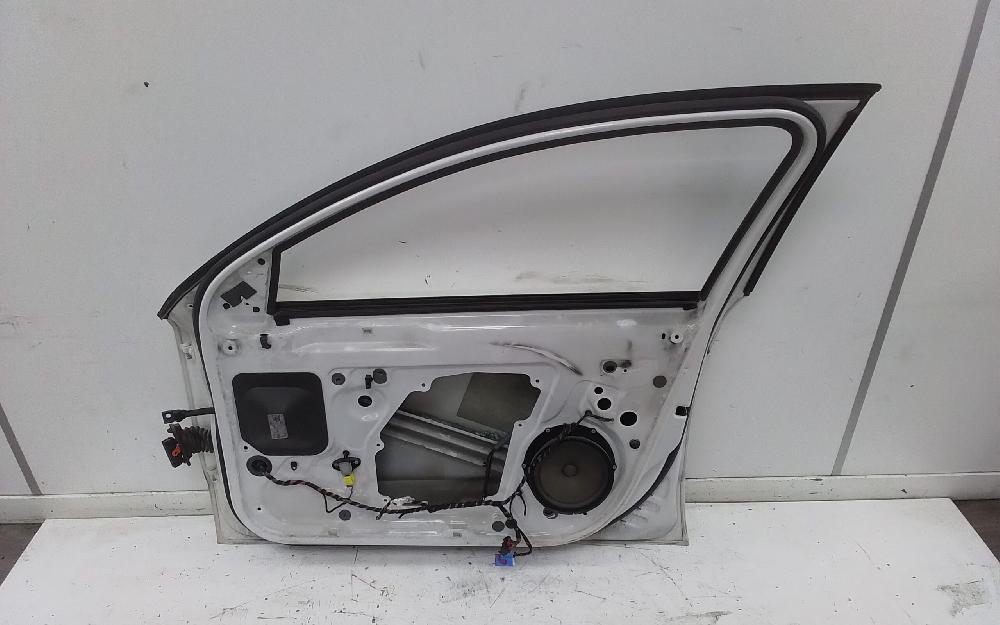 Front door rh de Skoda Superb ii station wagon (3t5) 2010-0 - pieza usada