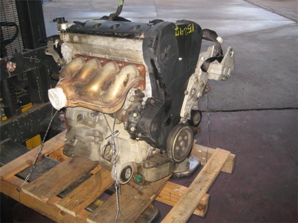 CITROËN C5 1 generation (2001-2008) Motor 6FZ 24858483