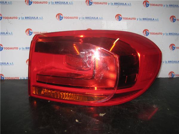 VOLKSWAGEN Tiguan 1 generation (2007-2017) Rear Right Taillight Lamp 5N0945096Q 26839473