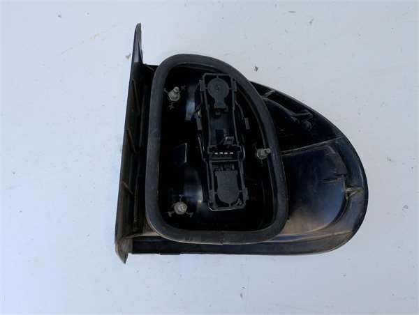 Rear lamp lh 7700420122 de Renault Laguna (b56) 1994-0 - pieza usada
