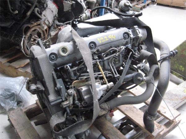 VOLVO S40 1 generation (1996-2004) Engine D4192T2 24858565