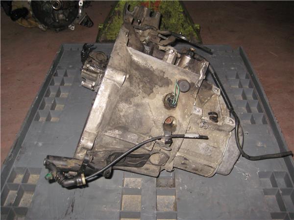 CITROËN C5 1 generation (2001-2008) Gearbox 20DM65 20706165