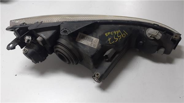 PEUGEOT 206 1 generation (1998-2009) Front Left Headlight 25196254