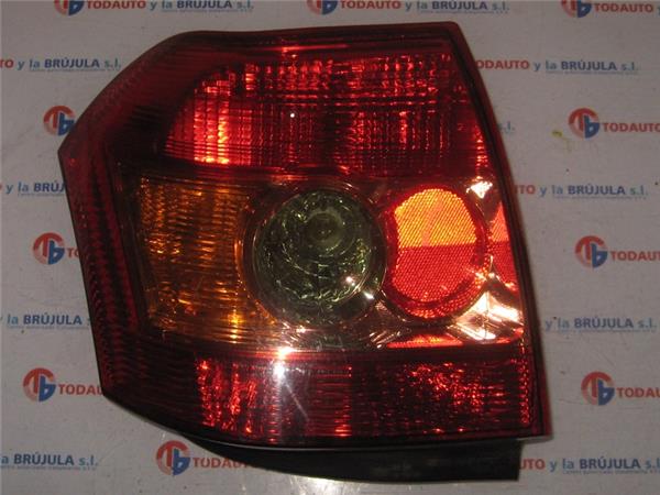 TOYOTA Corolla E120 (2000-2008) Фонарь задний правый 8155002300 26839492