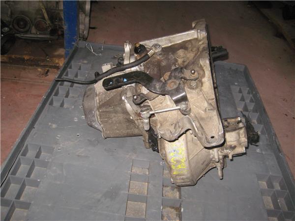 CITROËN C5 1 generation (2001-2008) Gearbox 20DM65 20706165