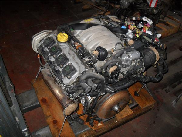 AUDI A8 D2/4D (1994-2002) Engine AEW, 008593 24858440