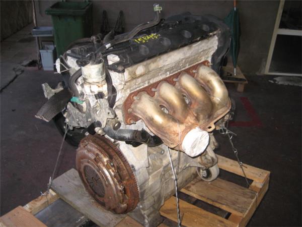 CITROËN C5 1 generation (2001-2008) Motor 6FZ 24858483