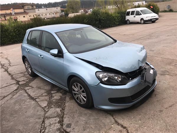 VOLKSWAGEN Golf Plus 2 generation (2009-2014) Передній правий гальмівний супорт 1K0615124D 26839427