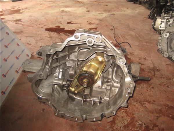 Caja de cambios AWT EHV de Volkswagen Passat b5 (3b2) 2000-2000 - pieza usada